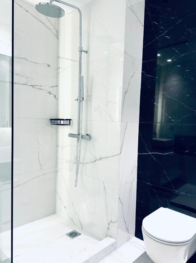 Stylish Central Superior Bedroom In Kolonaki Athens Exterior photo